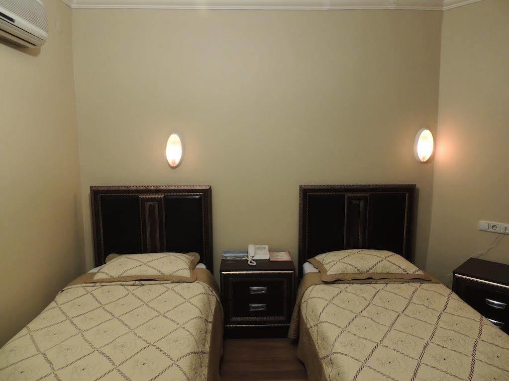 Adana Saray Hotel Eksteriør billede